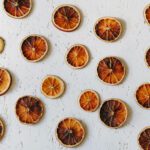 Herbstdeko DIY: getrocknete Orangenscheiben selbst machen